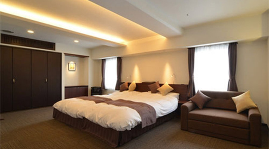 ユニバーサルツイン