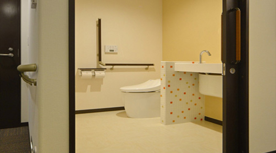 ユニバーサルツイン